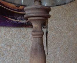 Lampe de table bois/aspect cuir 
