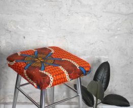 Tabouret vintage rénové wax