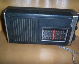  TRANSISTOR DES ANNEES 60/70 d'occasion  