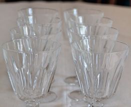 Huit Verres en Cristal 