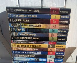 16 volumes Anticipation - Éditions Fleuve noir (science fiction)