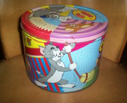 GROSSE BOITE TOM ET JERRY EN METAL ET RONDE 