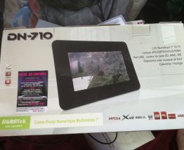 Cadre Photo multimedia 7"