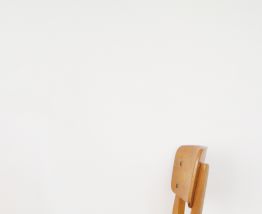 Chaise vintage 70's aux pieds compas design scandinave