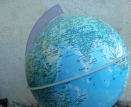 mappemonde lampe electrique