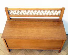 Banc coffre à jouets vintage enfant années 70 chêne rotin