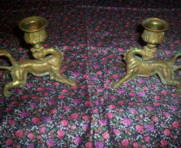 LOT 2 BOUGEOIRS BRONZE 2 LIONS A TETE DE DRAGON 