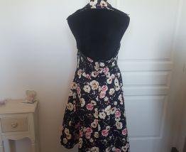 Robe pinup style vintage rockabilly