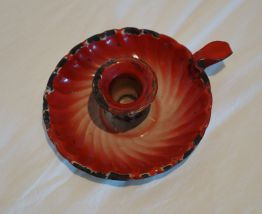 Bougeoir émaillé rouge