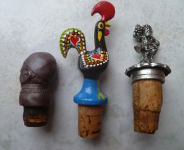 lot  de  3  anciens  bouchons