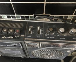 Ancien radio cassette kaisui 