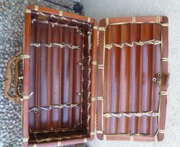 valisette retro en bambou vintage