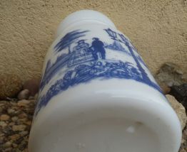 Pot d' apothicaire ,Bocal opaline , vintage