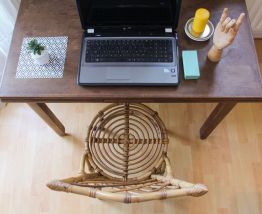 Chaise en rotin vintage années 60