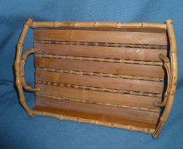 plateau  vintage  en  bambou