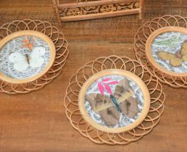 Dessous de verres en rotin papillons naturalisés