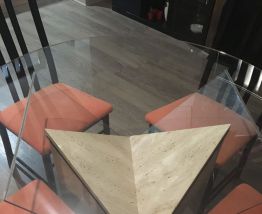Table ronde en verre pied en marbre massif