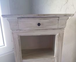 Magnifique table de chevet