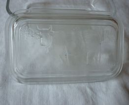 Beurrier verre decor vache sur couvercle