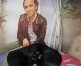 33 TOURS 12 TITRES CHARLES AZNAVOUR NO BARCLAY 90231