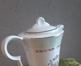 cafetière modèle café mars, l'Amandinoire (motif fleur rose)