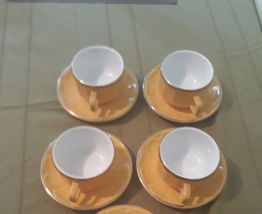 5 tasses à café bistrot, jaunes, liseré doré, vintage