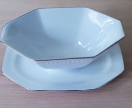 Saucière porcelaine Schirnding, Bavaria avec liseré or