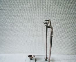 Support en verre et métal 