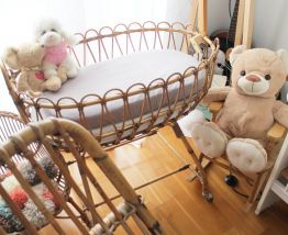 Berceau couffin en rotin vintage années 50