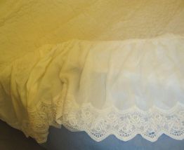 2 Dessus de Lit blanc cassé