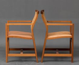 5 chaises en acajou, ‘king series’ de Rud Thygesen et Johnny