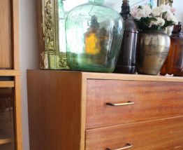 Commode vintage design moderniste Guariche années 50