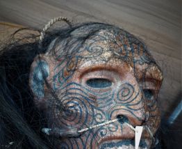 tete resine maori deco