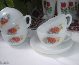 Grand plat à four ovale Arcopal vintage 70 Décor Coquelicots