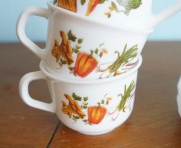 Set 5 tasses + coupelles Arcopal légumes