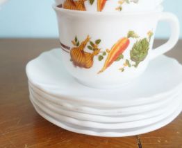 Set 5 tasses + coupelles Arcopal légumes