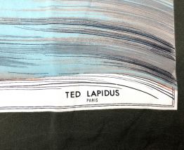 Foulard en  soie Ted Lapidus