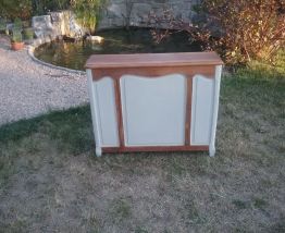 Meuble étroit à 2 portes