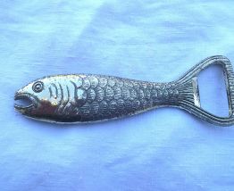 décapsuleur , poisson en metal argenté , vintage
