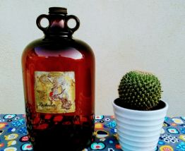 bonbonne en verre ambré