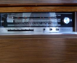 Meuble Hifi radio et platine