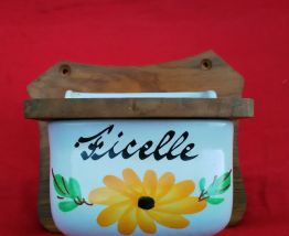 Jolie étagère à épices 