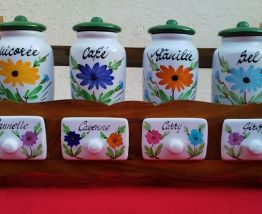 Jolie étagère à épices 