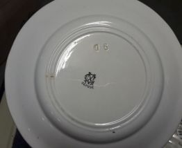 Serie d'assiettes Creil &amp; Montereau