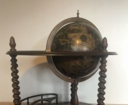 Desserte bar mappemonde 