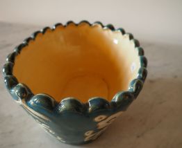 Pot à fleurs en terre cuite émaillée