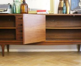 Longue Enfilade vintage pieds compas 1950/60 bois massif