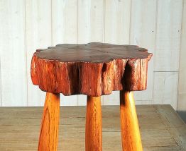 Bout de canapé tripode