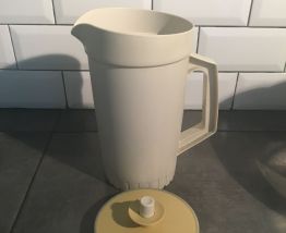 Pot à eau Tupperware vintage