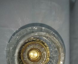 Bougeoir en verre et laiton